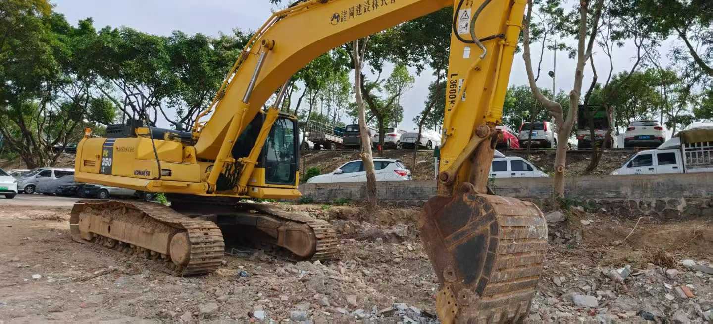 Used Komatsu PC350-8 Excavator 2016 Model / 3