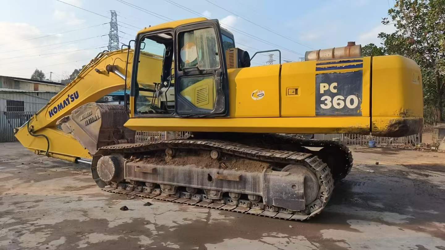 Buy Komatsu PC60-7 Used Excavator