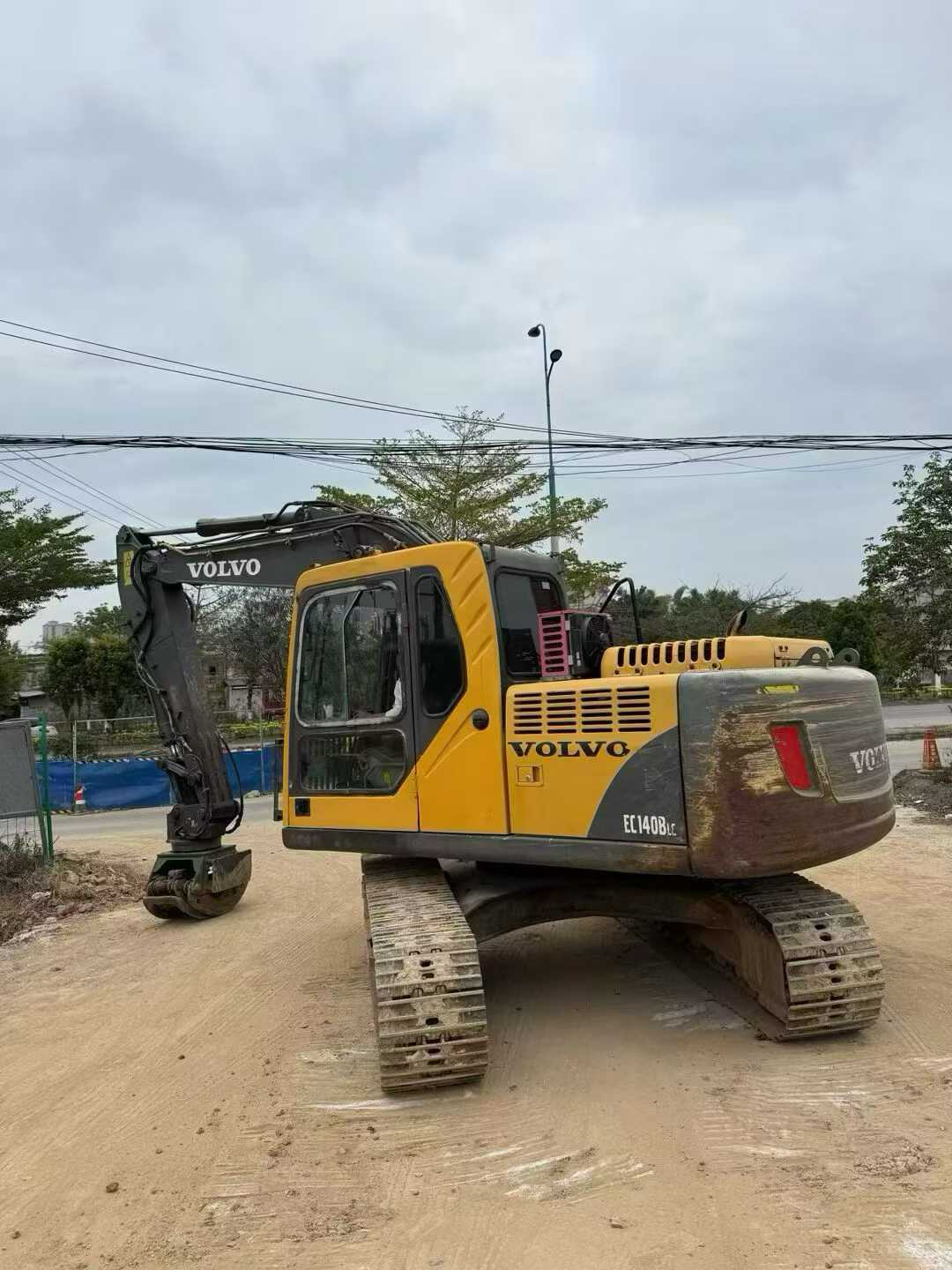 Used Volvo EC140 Excavator 2016 Model / 4