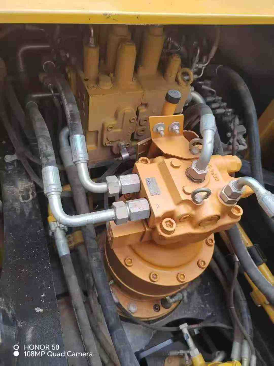 Used Sany SY200H Excavator 2022 Model / 3