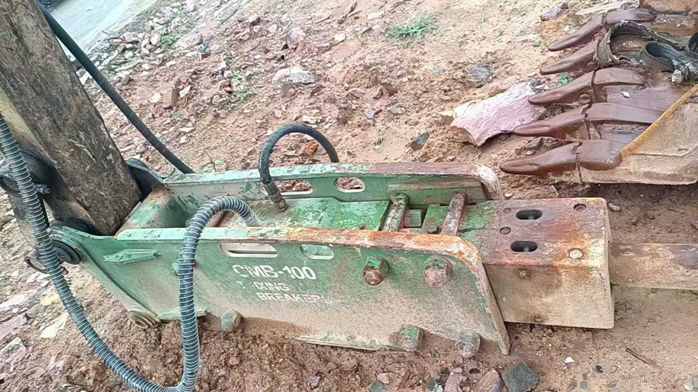 Used Sany SY135 Excavator 2020 Model / 2