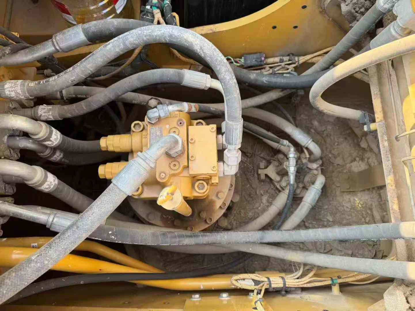 Used Caterpillar 320GC Excavator 2018 Model / 4