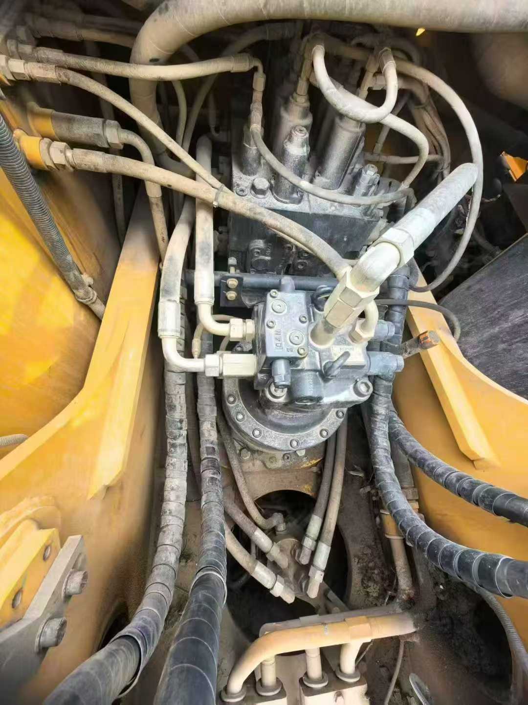 Used Hyundai R205VSN Excavator 2021 Model / 6