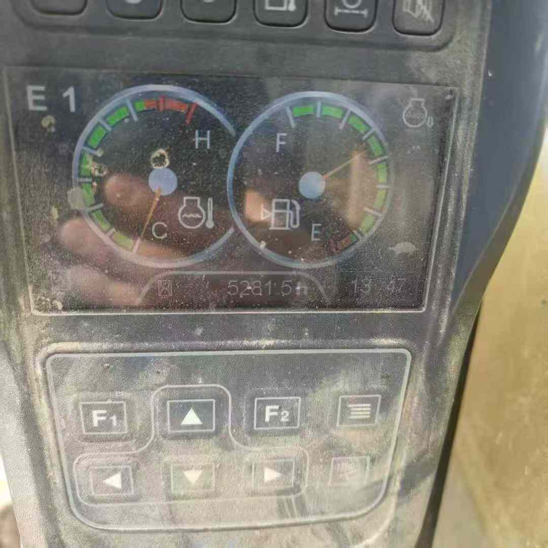 Used XCMG XE75WD Excavator 2021 Model / 7