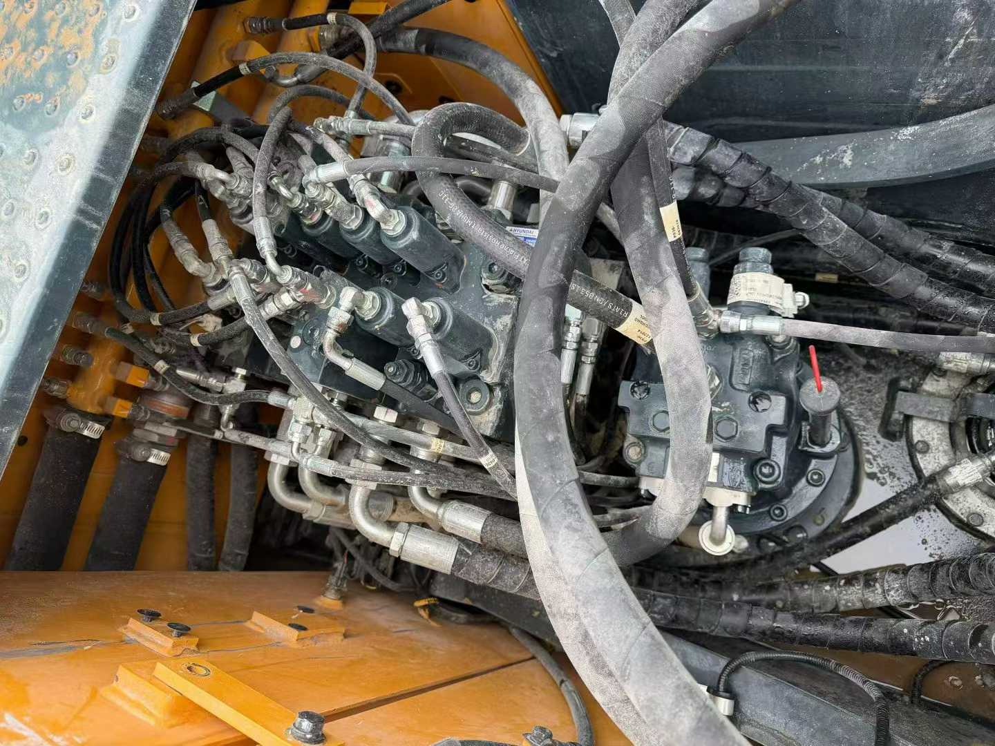 Used Hyundai 130LVS Excavator 2023 Model / 6