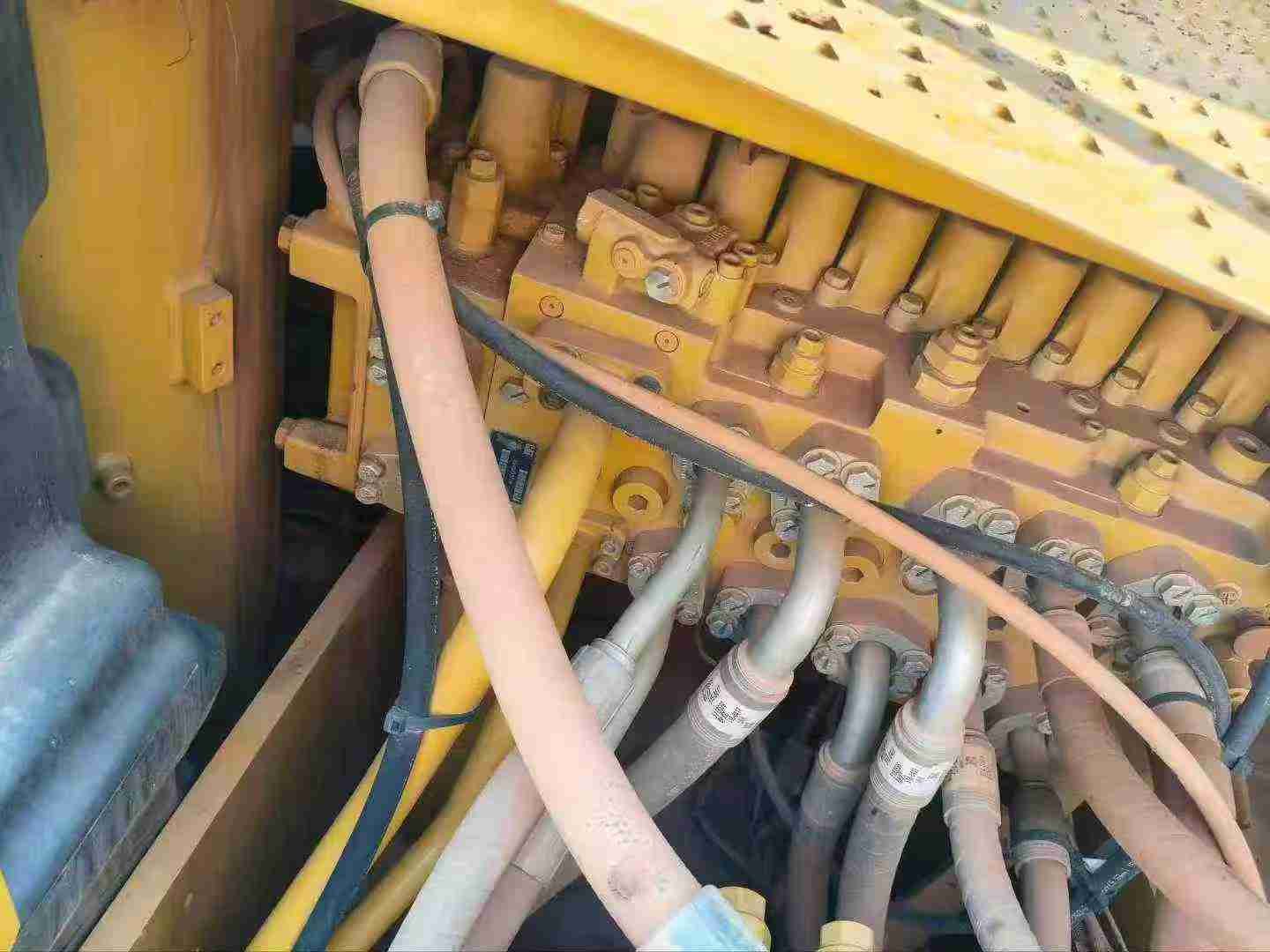 Used Caterpillar CT20 Excavator 2021 Model / 7