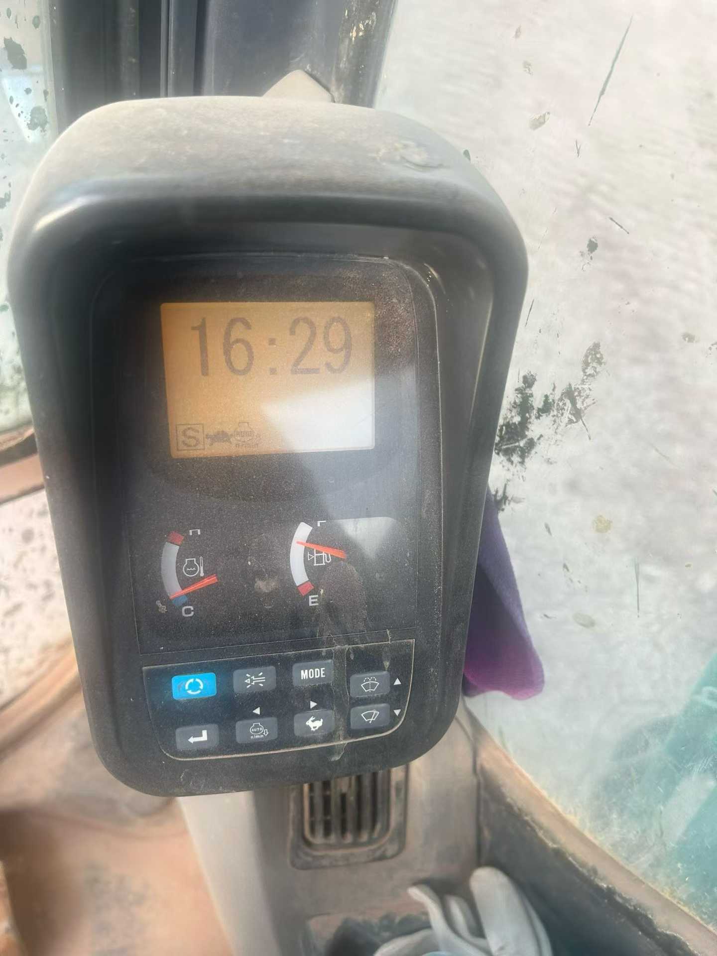 Used Kobelco SK140 Excavator 2016 Model / 8