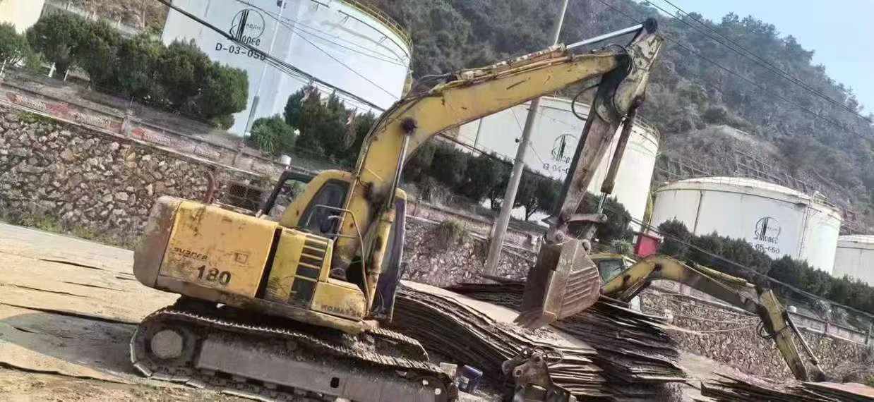 Used Komatsu PC120-6 Excavator 2016 Model / 8