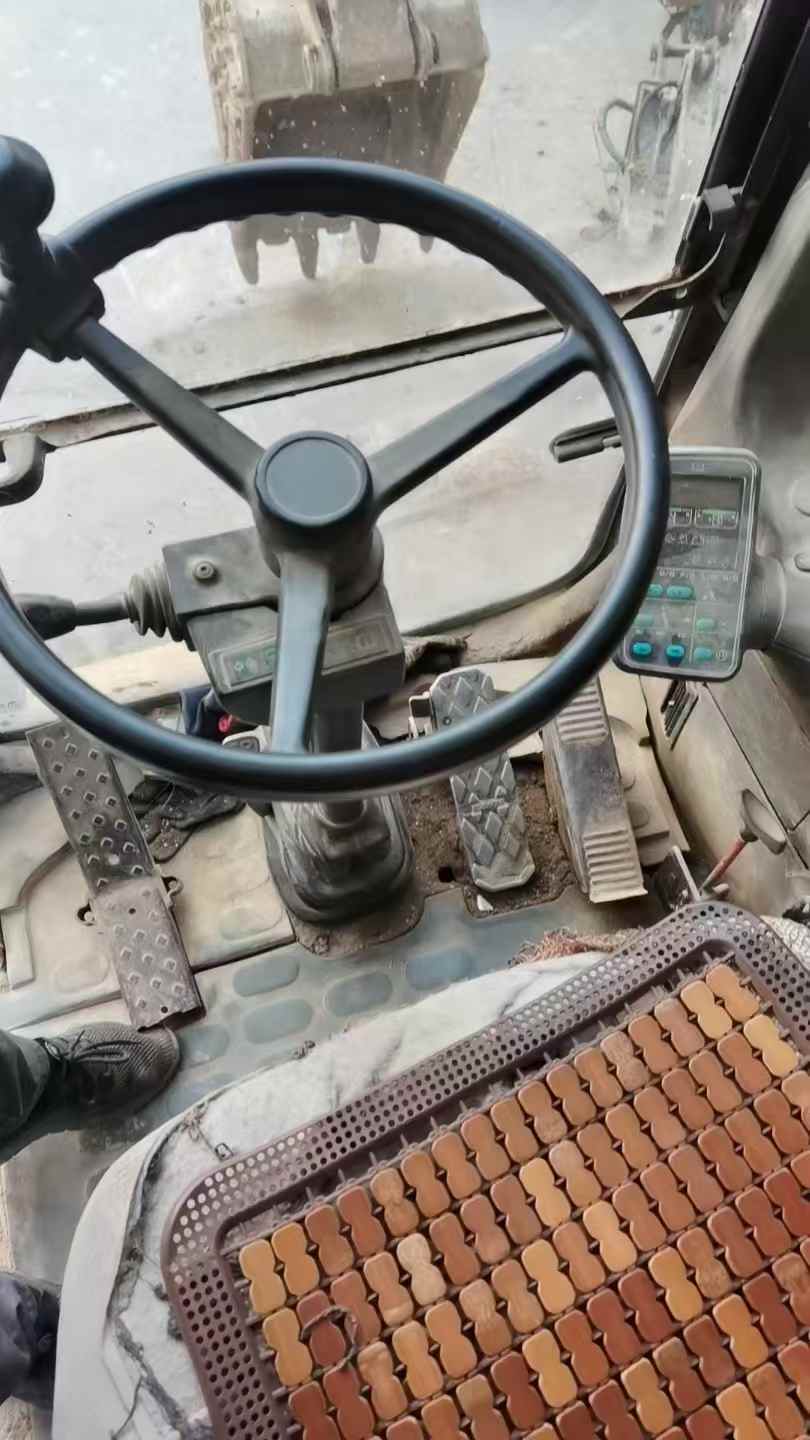 Used Komatsu PC150 Excavator 2016 Model / 3