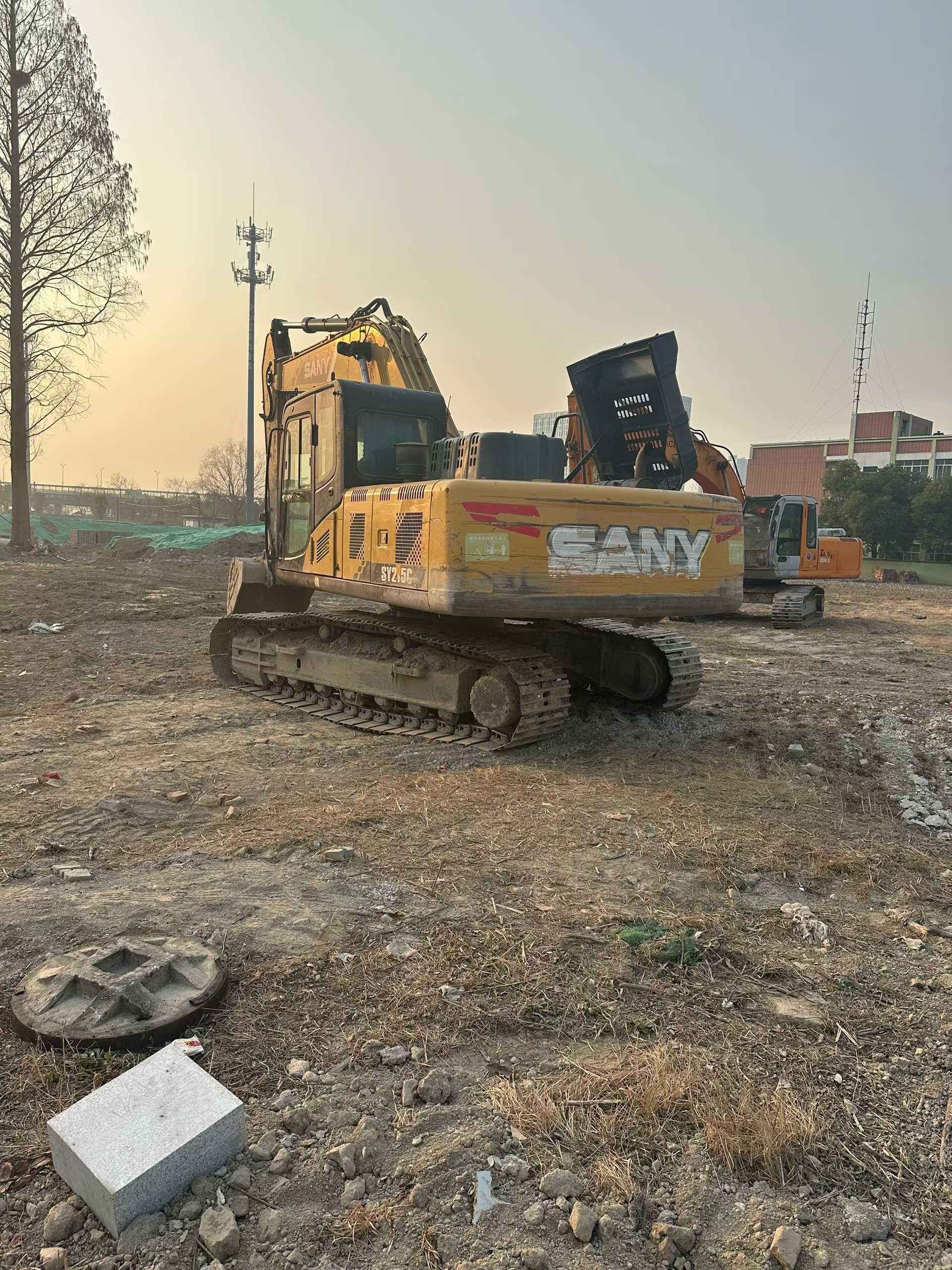 Used Sany SY205H Excavator 2019 Model / 4