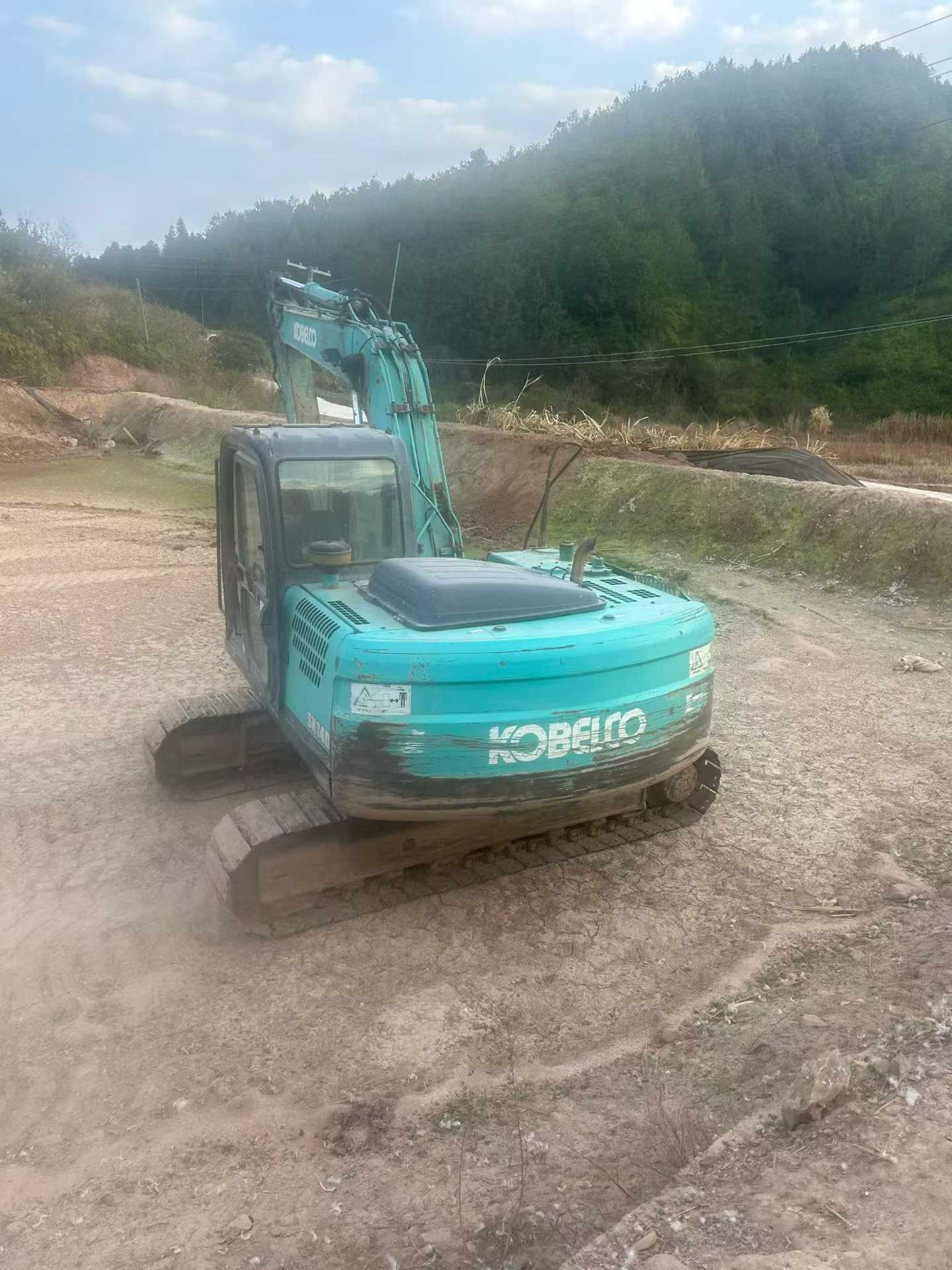 Used Kobelco SK140 Excavator 2016 Model / 2