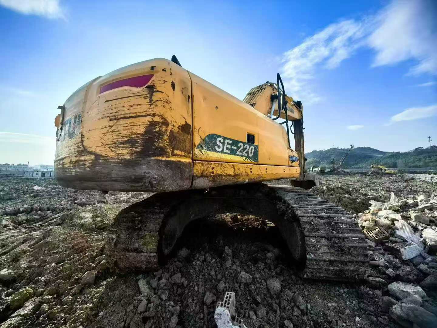 Used Hyundai R205VSN Excavator 2021 Model / 9