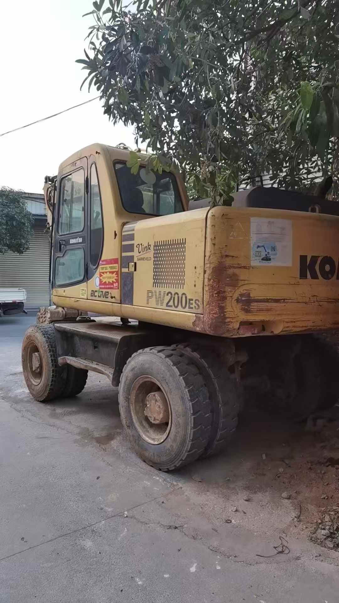 Buy Komatsu PC150 Used Excavator