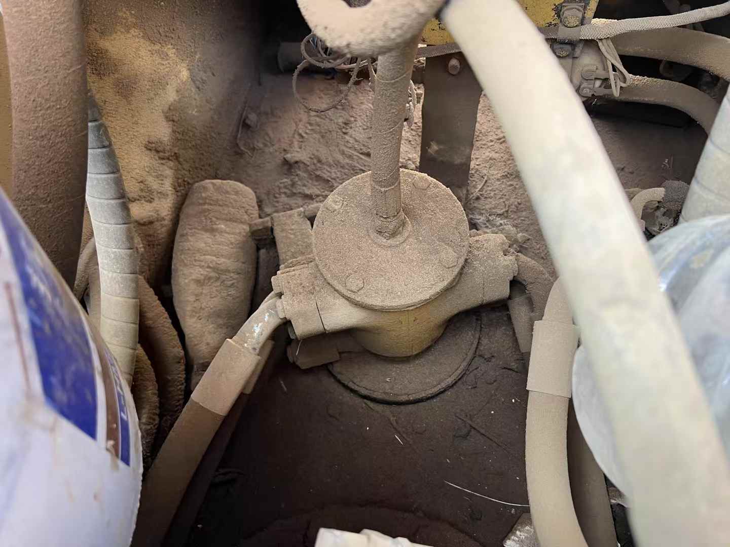 Used Caterpillar 320V2 Excavator 2016 Model / 6