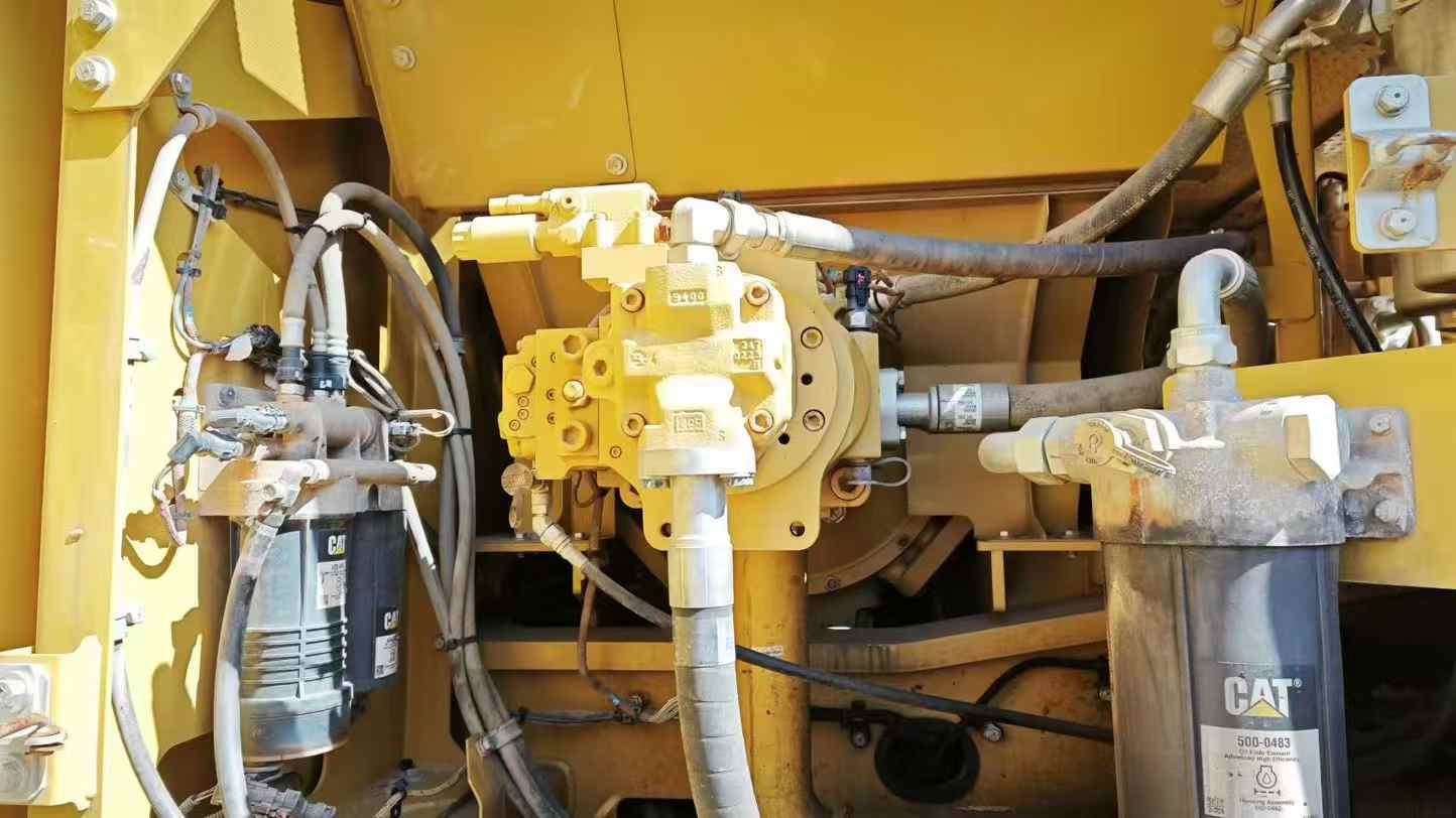 Used Caterpillar 350L Excavator 2021 Model / 6