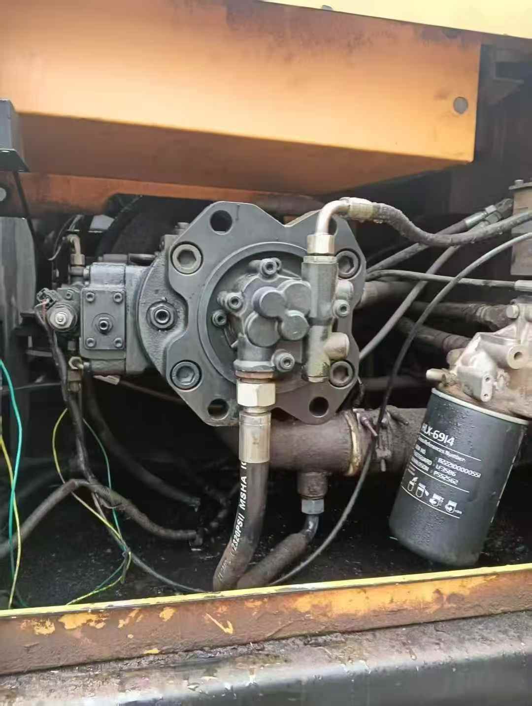 Used Sany SY225C Excavator 2014 Model / 2