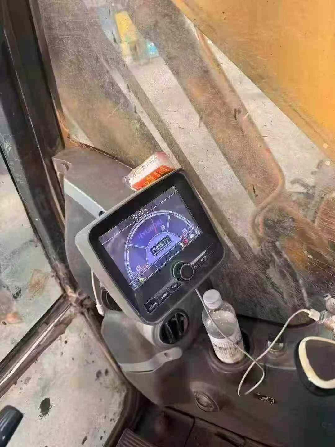 Used Hyundai HW150 Excavator 2016 Model / 3