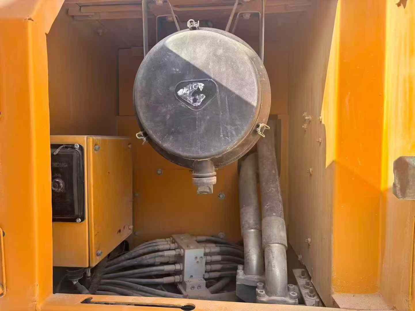 Used XCMG XE270GK Excavator 2016 Model / 7