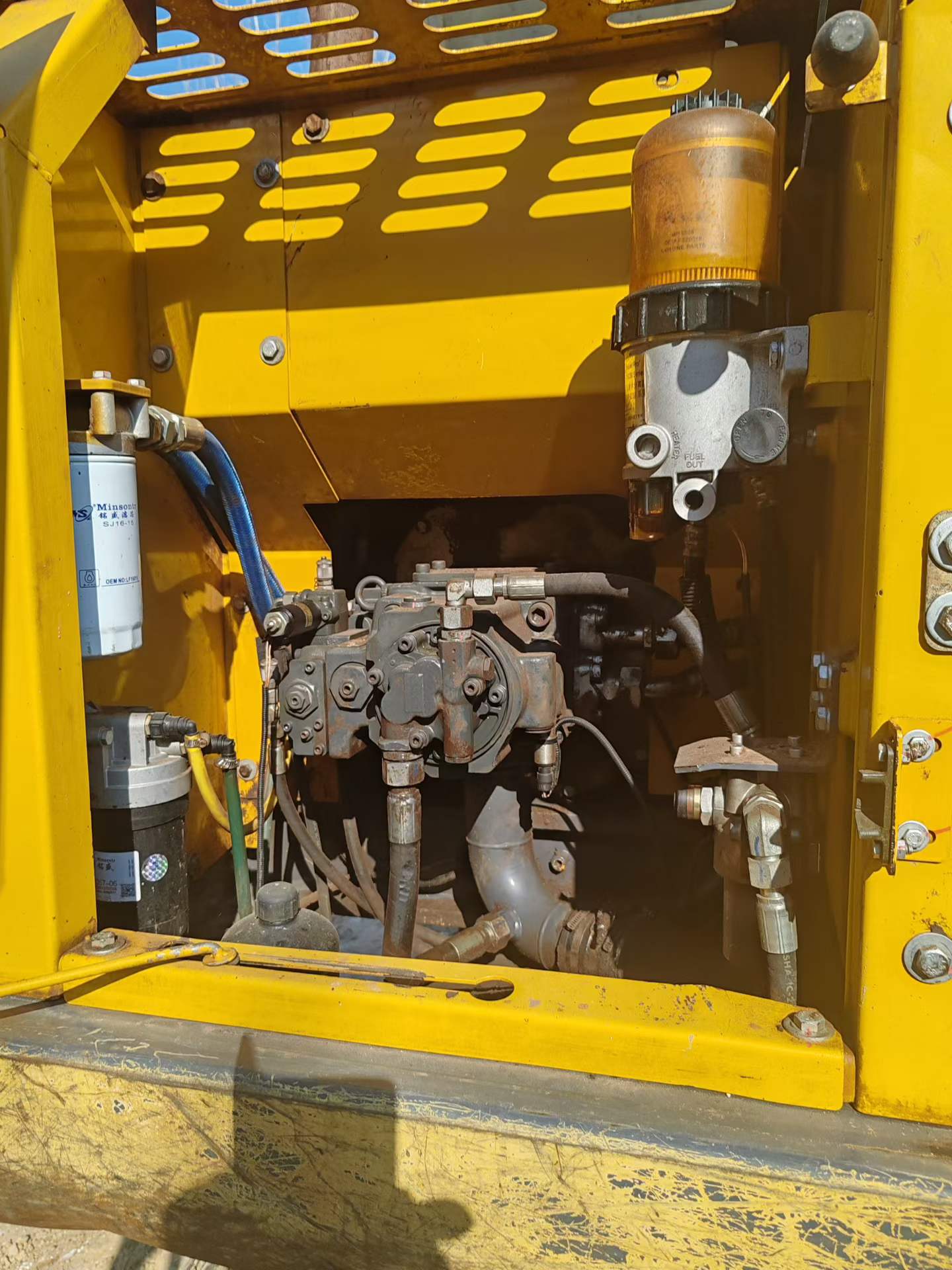 Used XCMG XE150D Excavator 2017 Model / 6