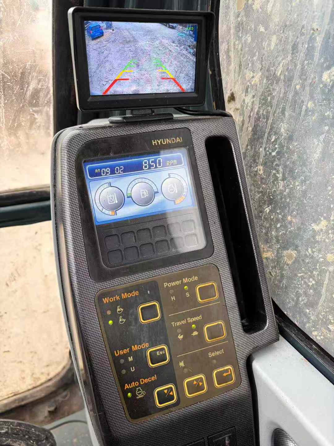 Used Hyundai R215VS Excavator 2022 Model / 2