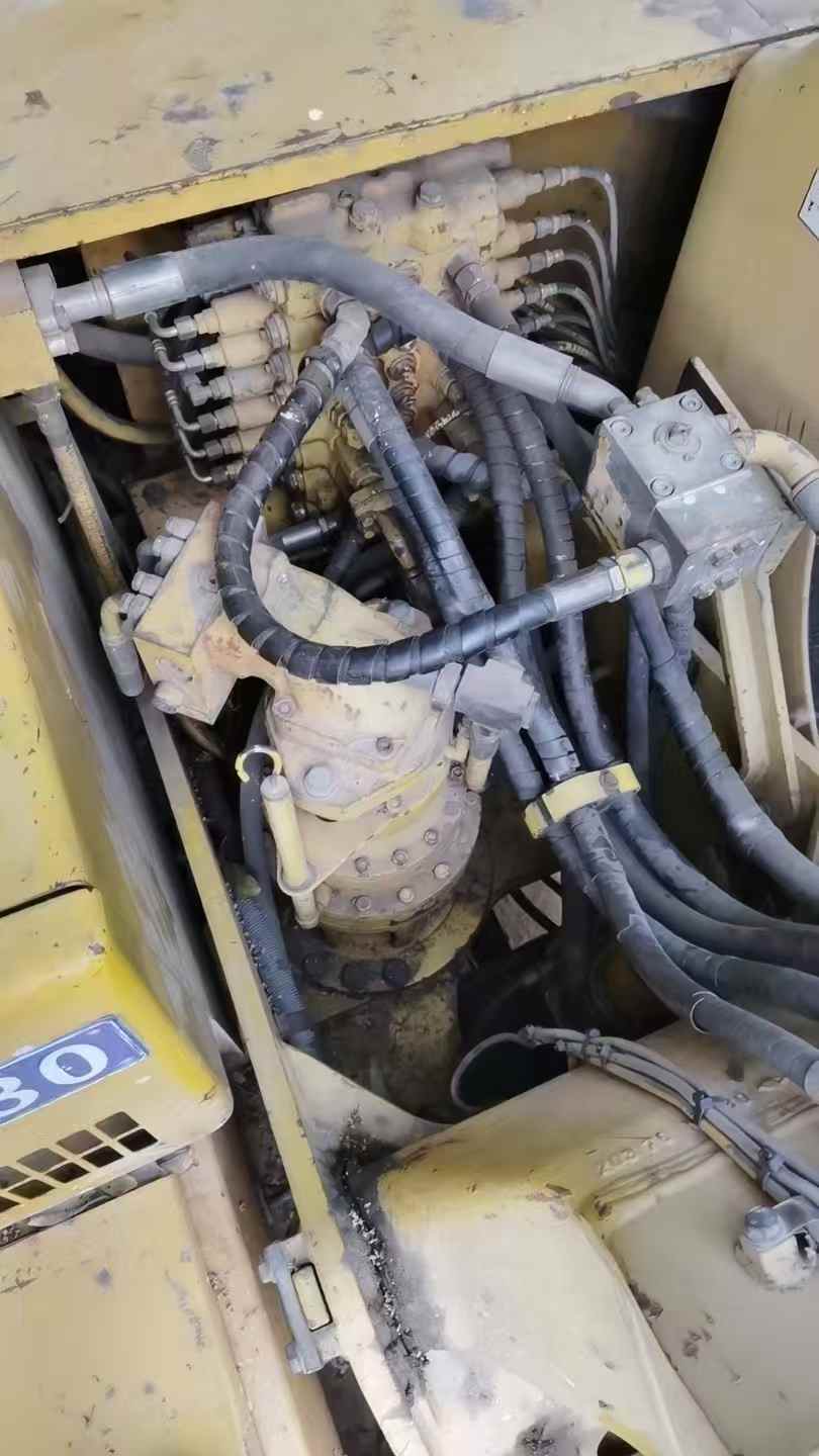 Used Komatsu PC150 Excavator 2016 Model / 5