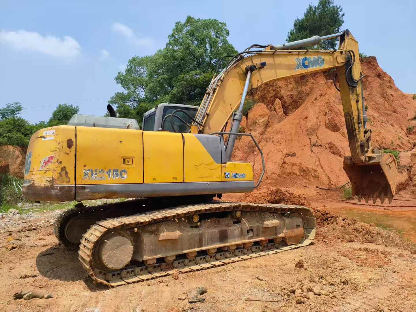 Used XCMG XE215 Excavator 2014 Model / 6