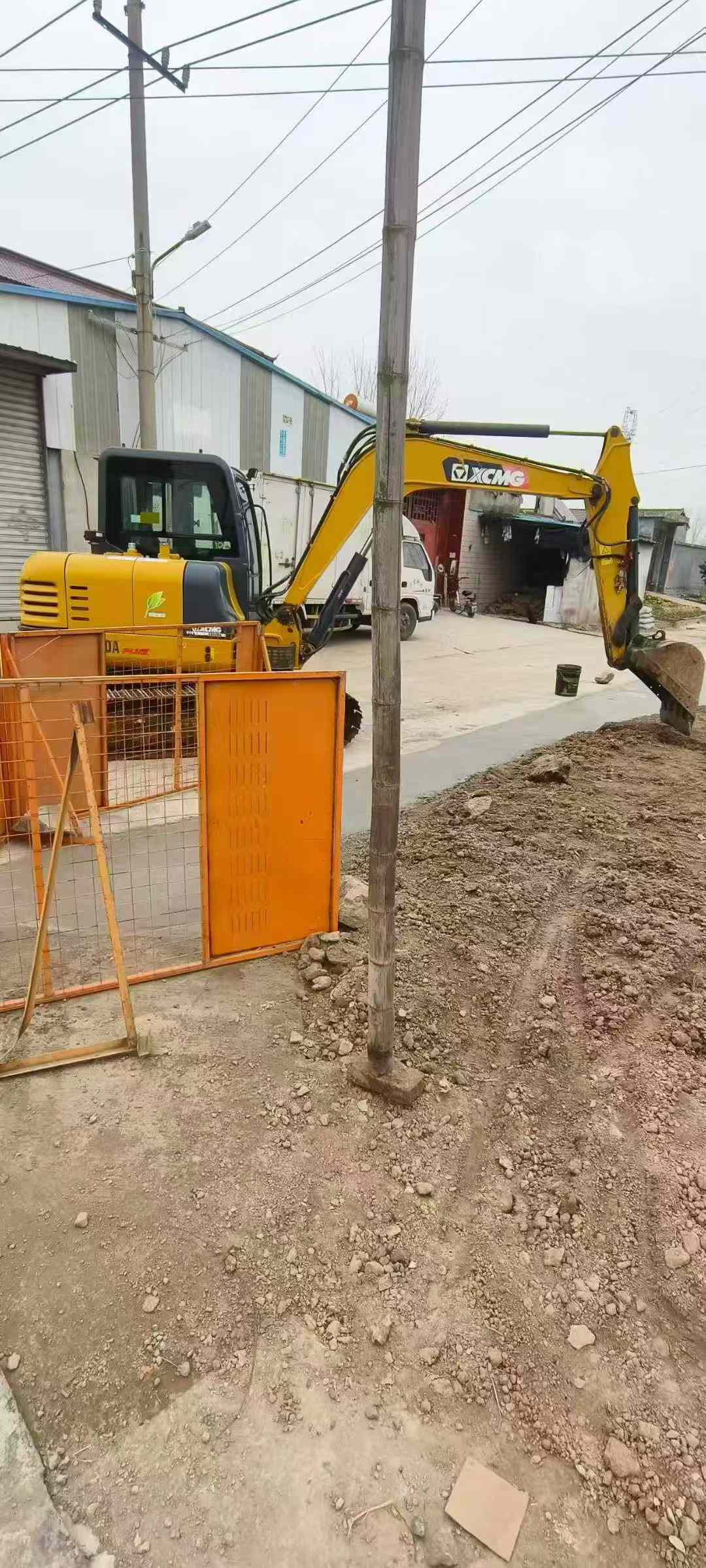 Used XCMG XE60 Excavator 2021 Model / 3