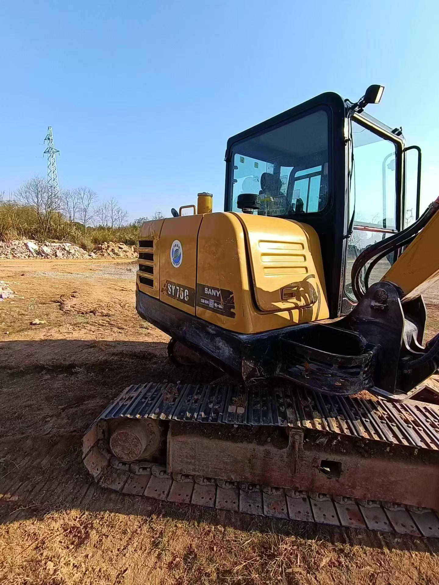 Used Sany SY55 Excavator 2020 Model / 3