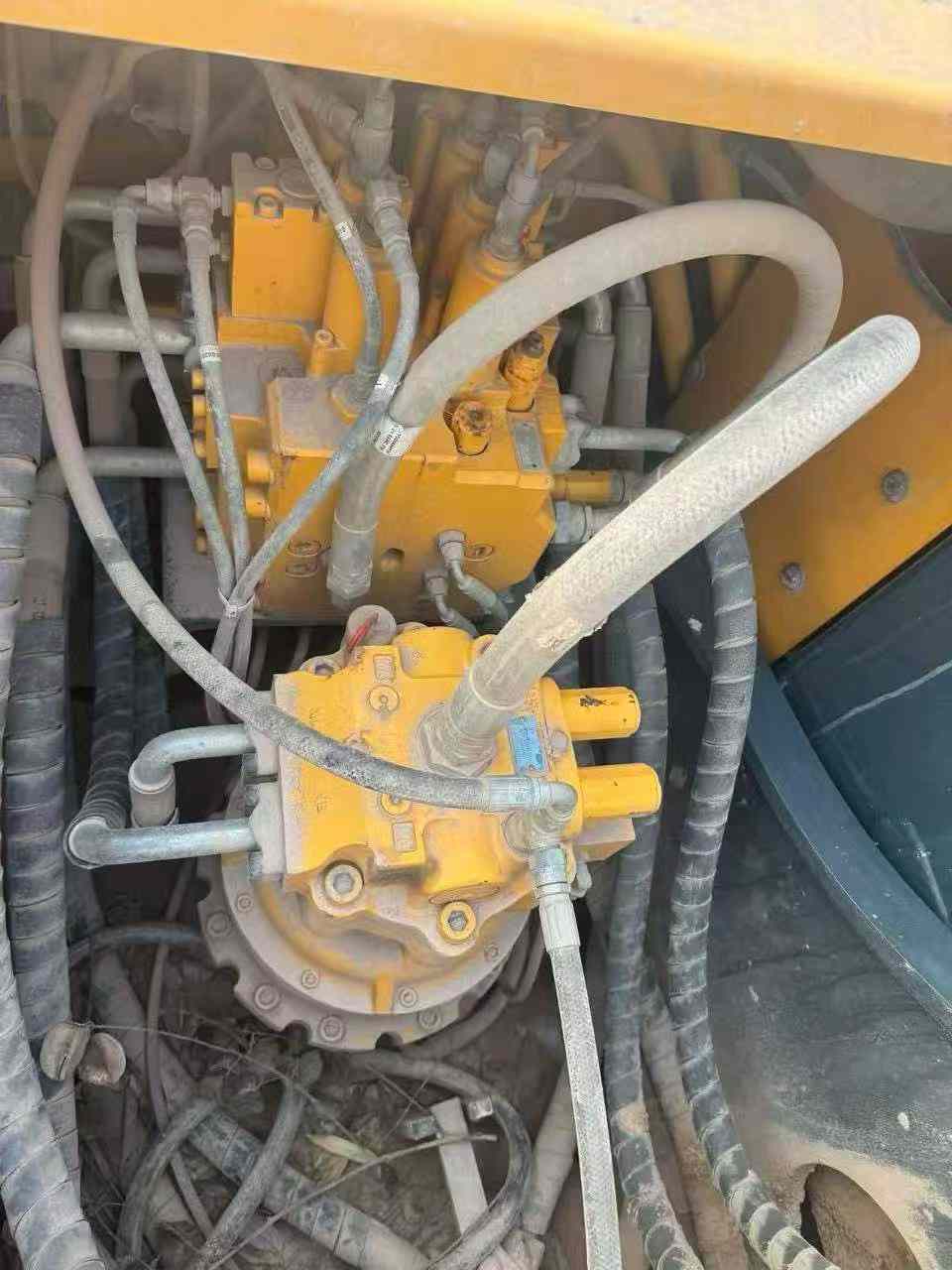 Used Hyundai R215VSN Excavator 2019 Model / 5