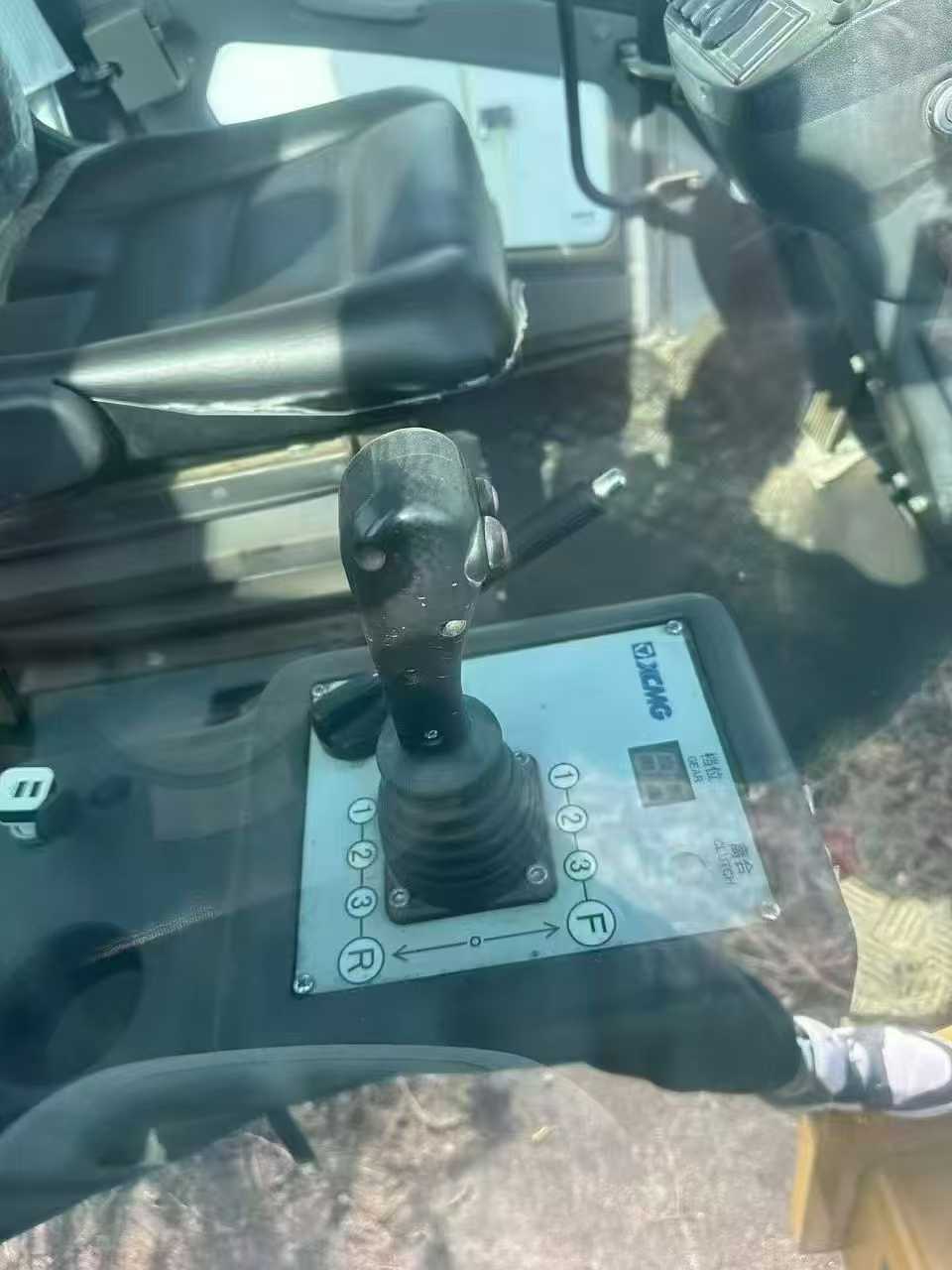 Used XCMG ZL20EM Excavator 2016 Model / 8