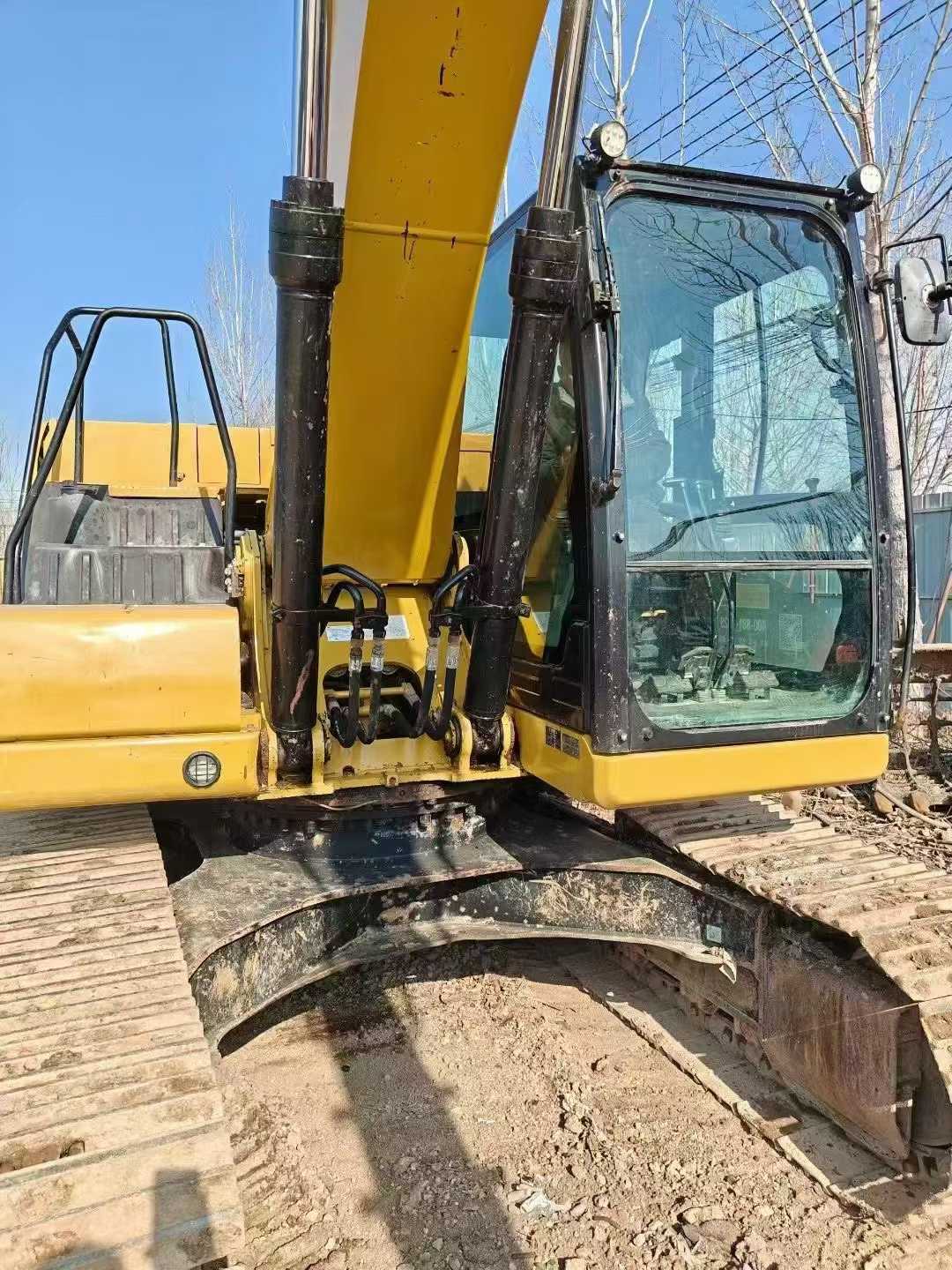 Used Caterpillar CT20 Excavator 2020 Model / 3