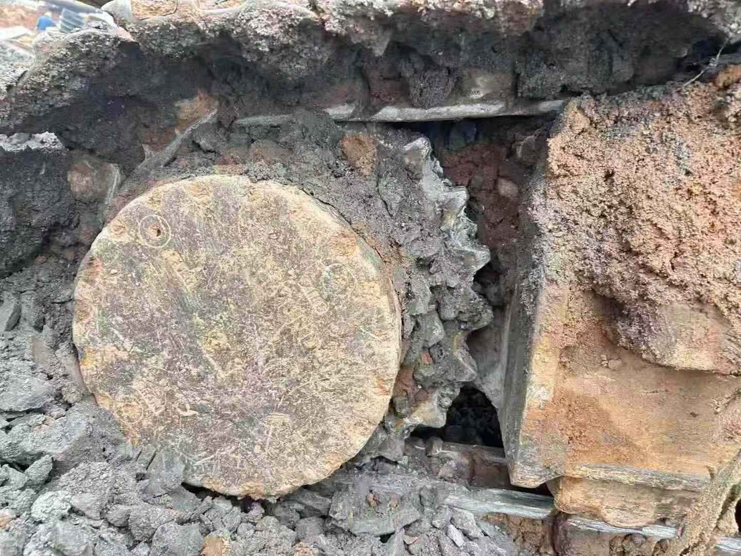 Used Hyundai R215VSN Excavator 2017 Model / 5