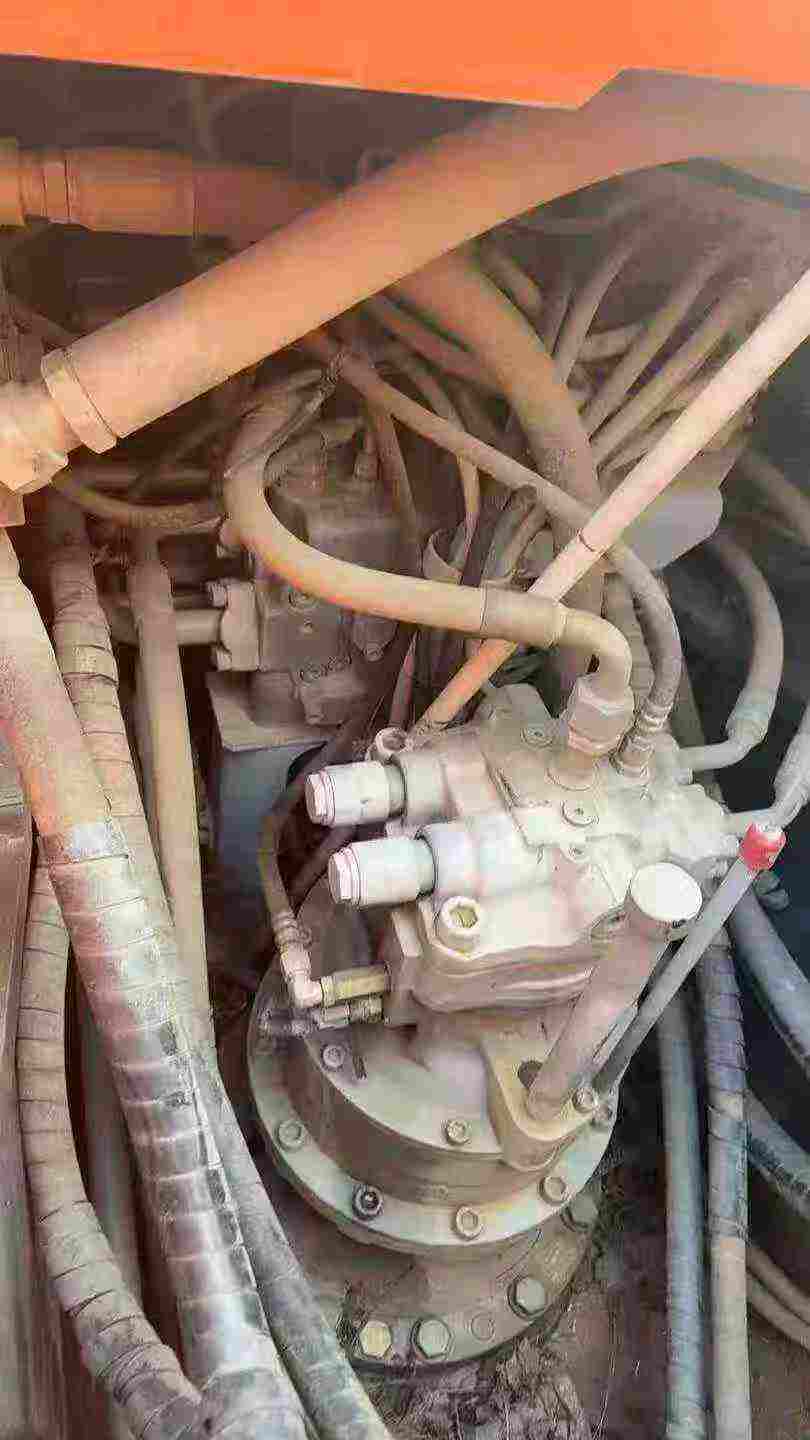 Buy Hitachi EX210-5 Used Excavator