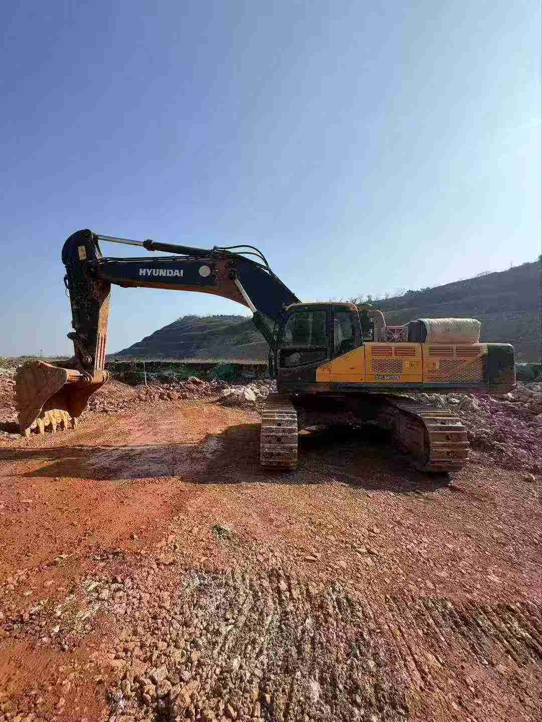 Buy Hyundai R495LVS Used Excavator