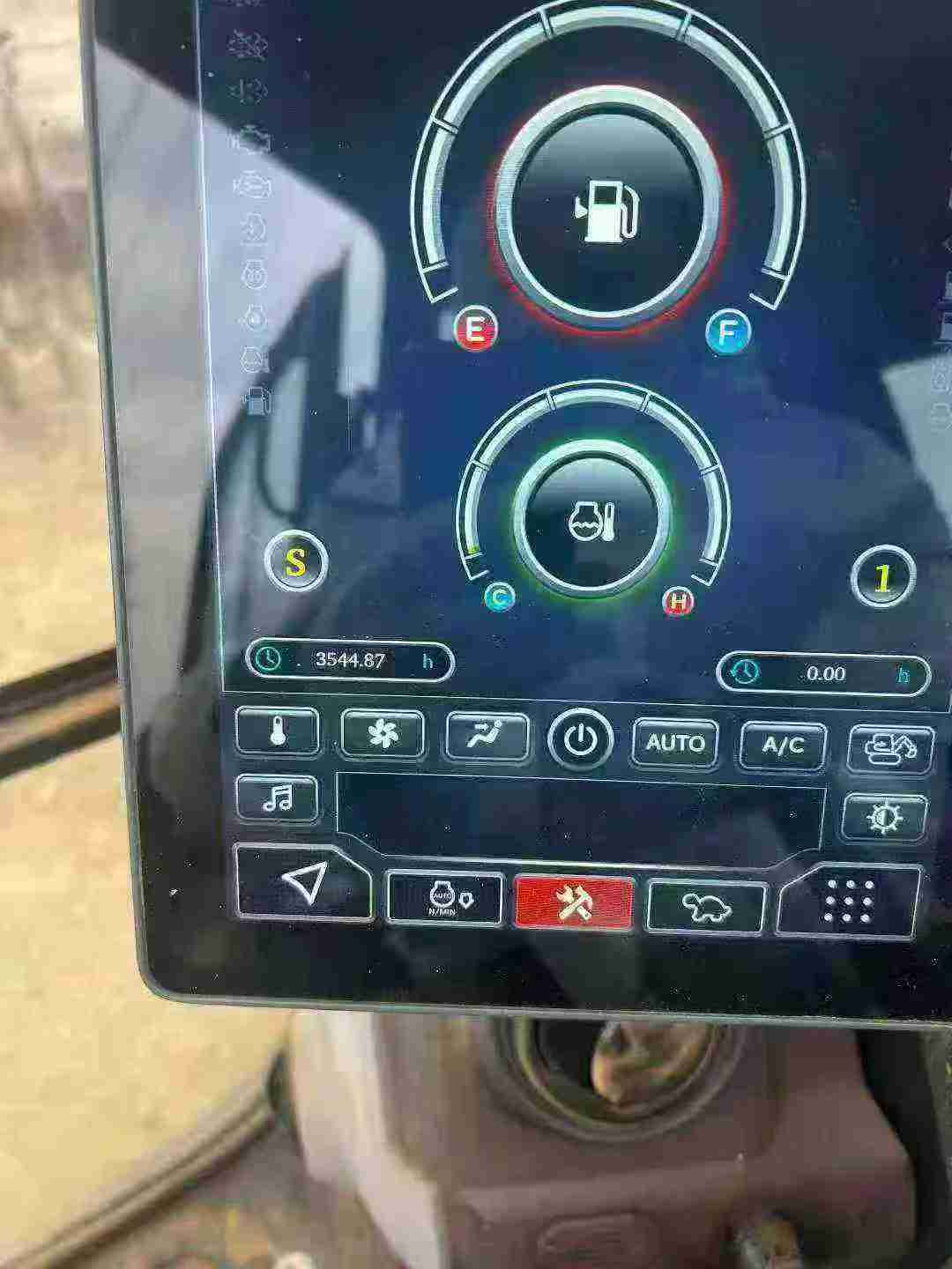 Used Sany SY245H Excavator 2022 Model / 8