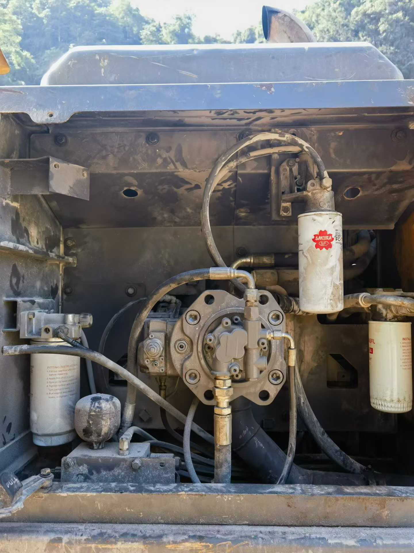 Used Volvo EC200D Excavator 2016 Model / 3