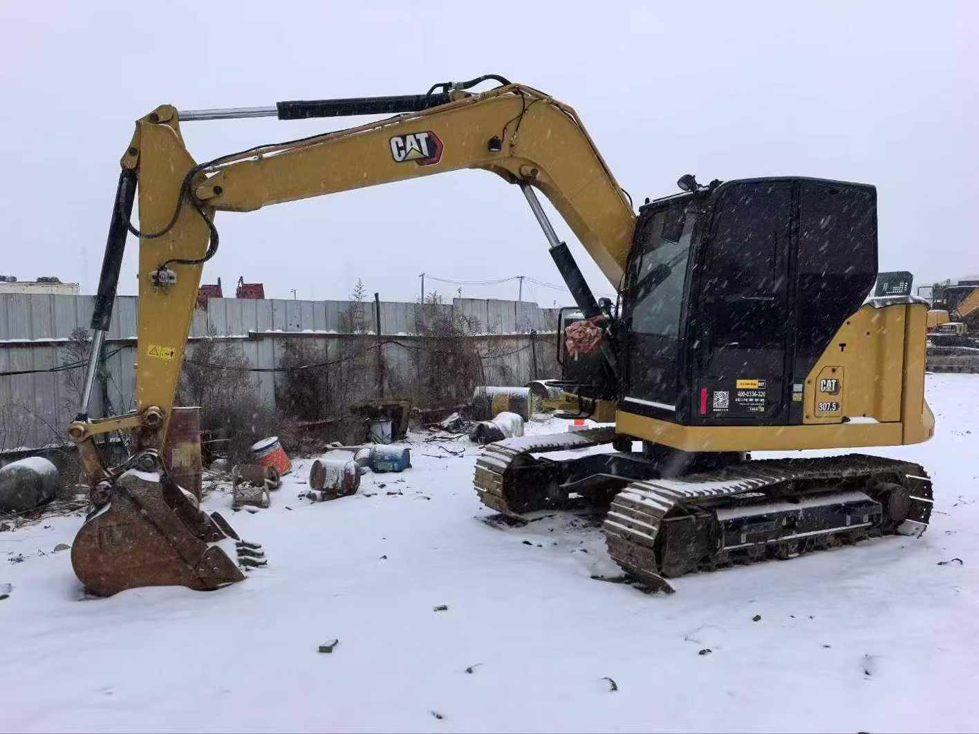Buy Caterpillar 390FLME Used Excavator