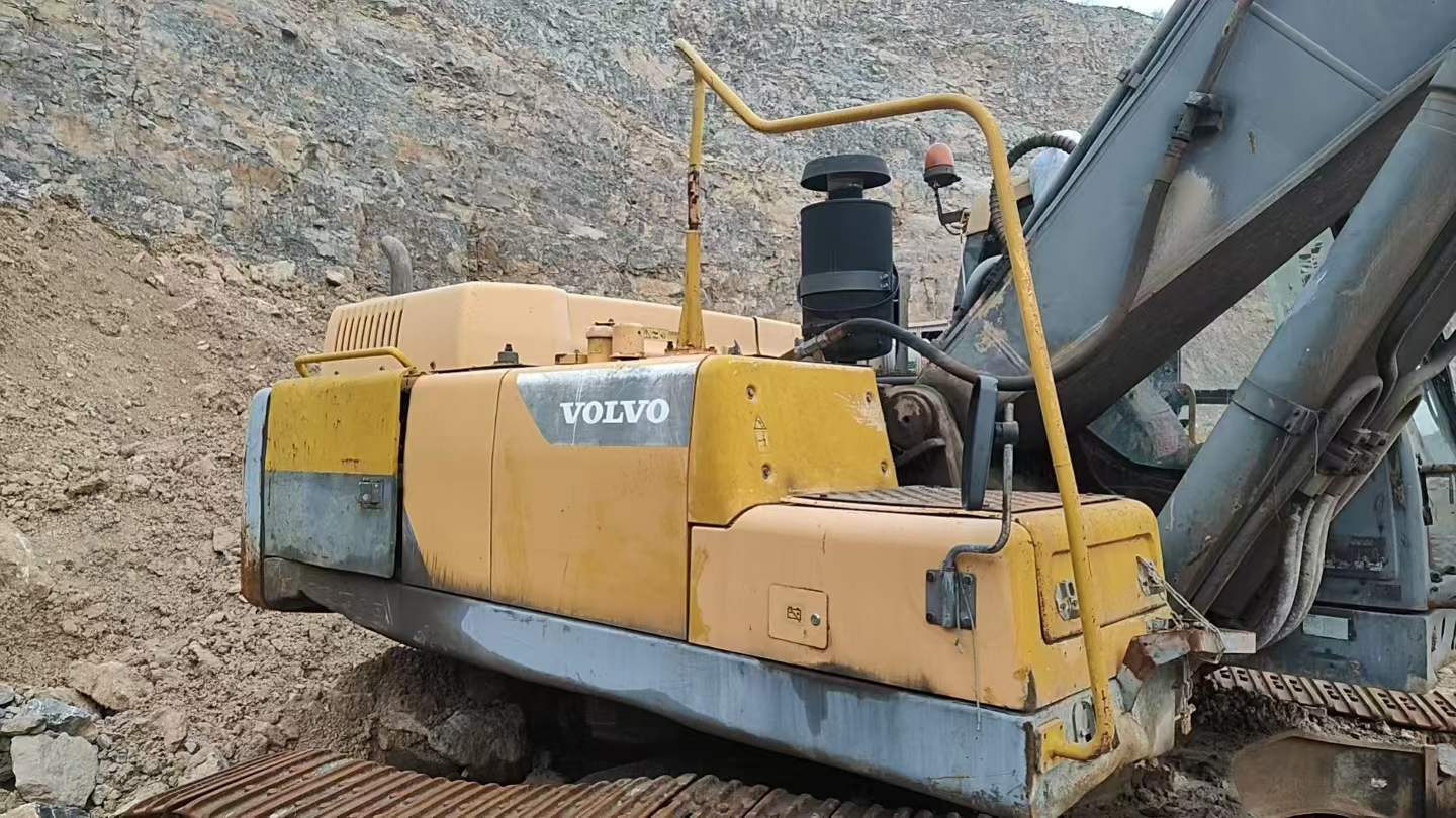 Used Volvo ECR38 Excavator 2017 Model / 2