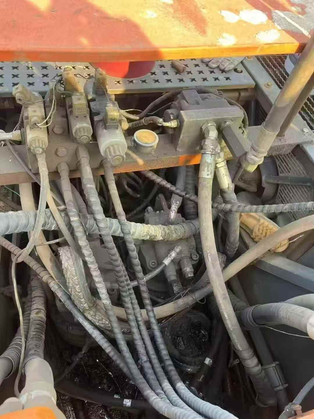 Used Doosan  DL507-9C Excavator 2016 Model / 4