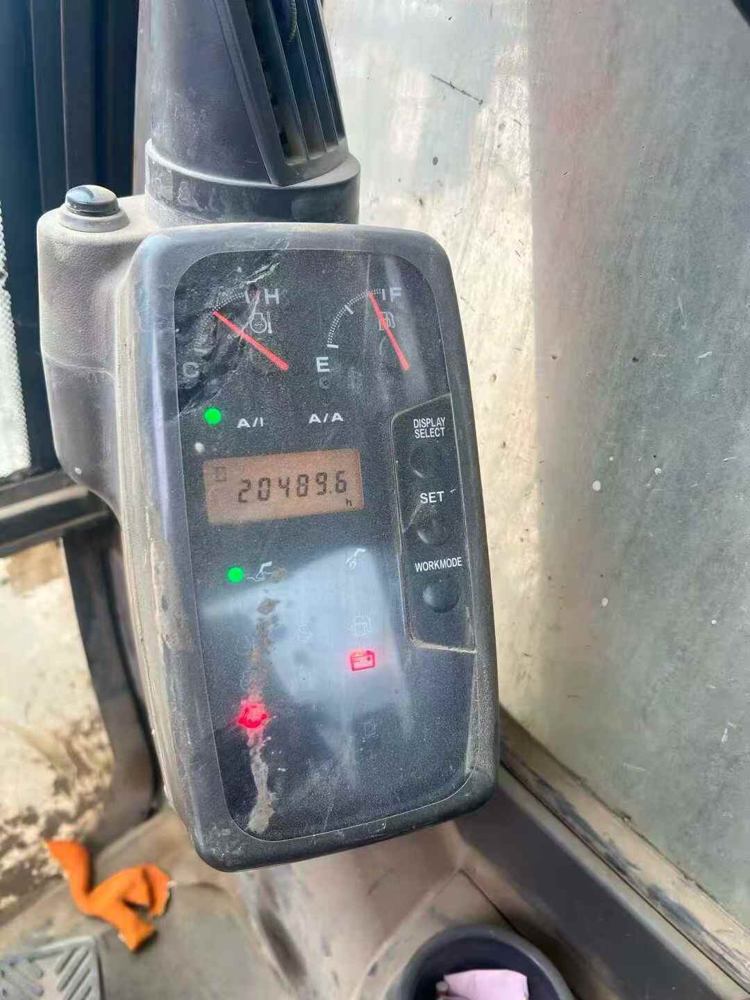 Used Hitachi ZX120 Excavator 2013 Model / 7