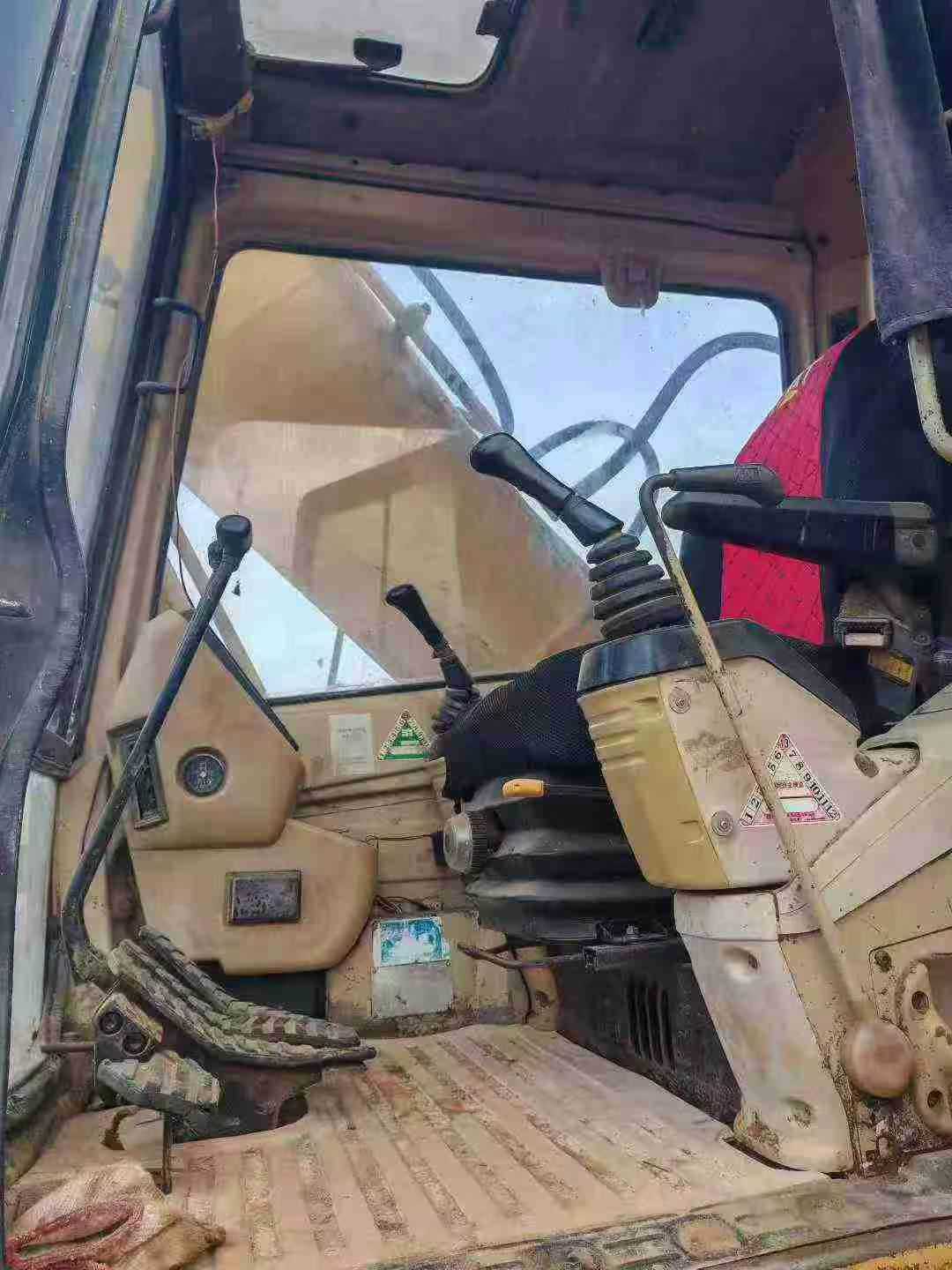 Buy Caterpillar 320V2 Used Excavator / 4 Used Caterpillar 320V2 Excavator 2016 Model / 4