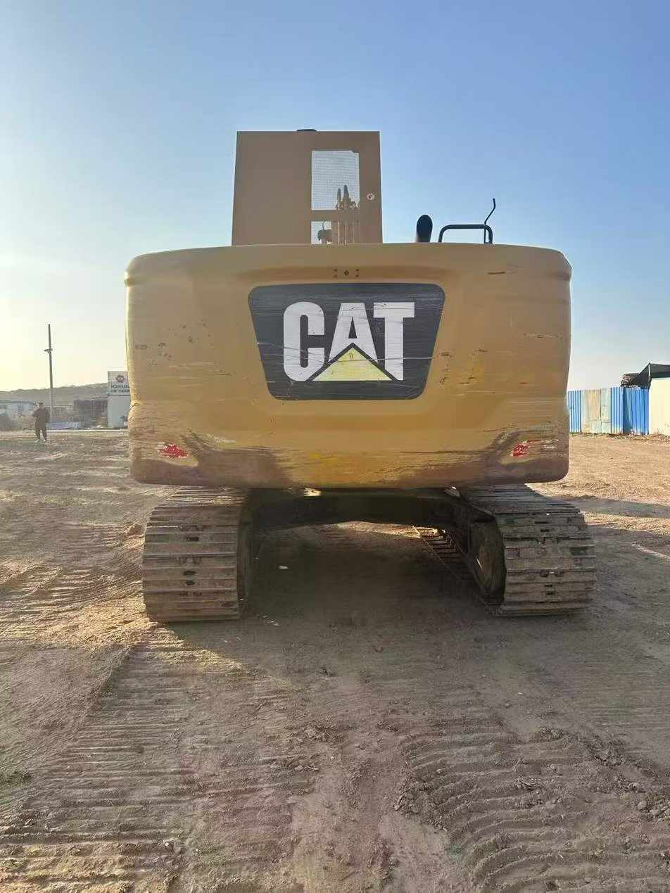Used Caterpillar 323 Excavator 2019 Model / 4