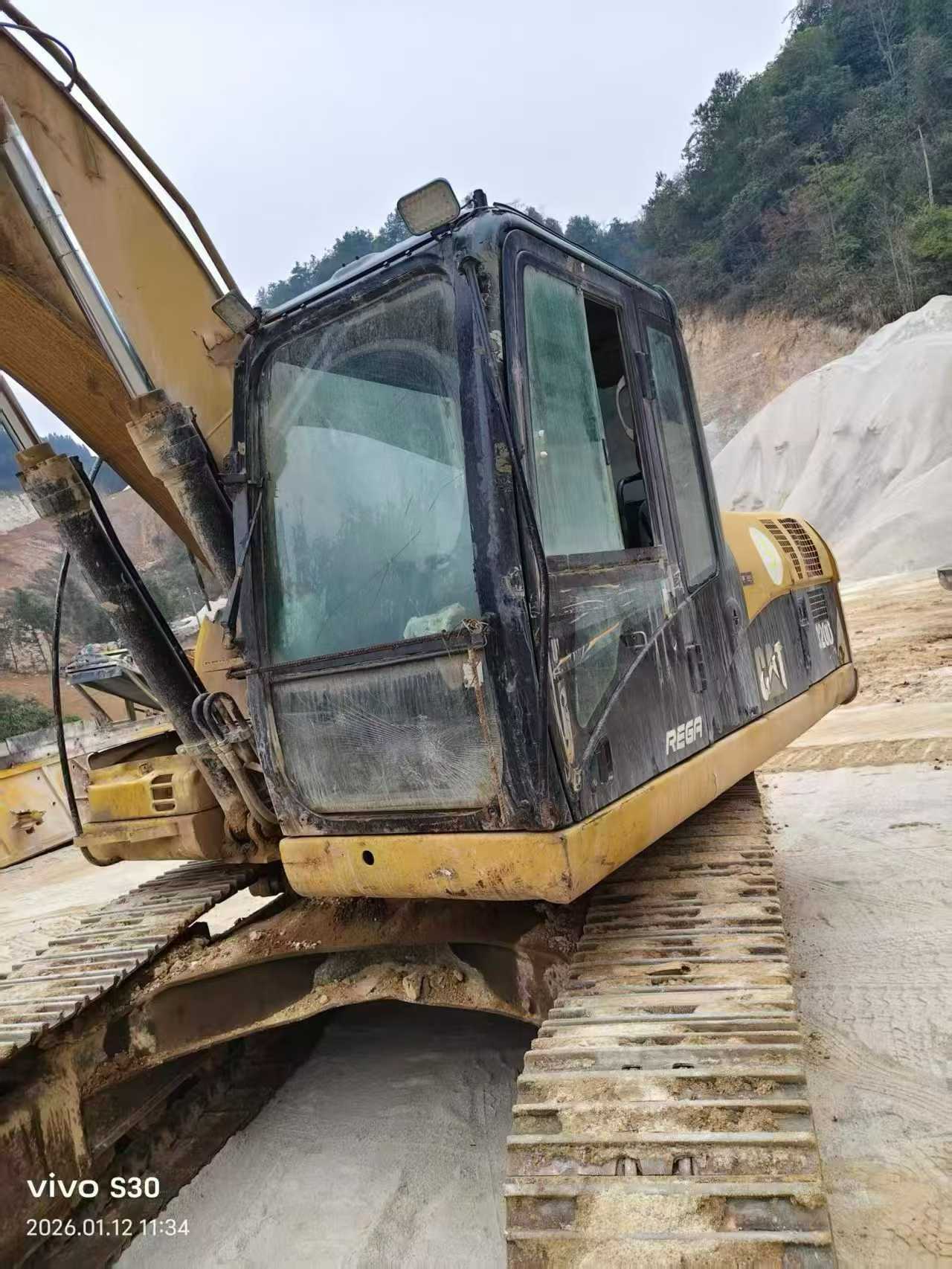 Used Caterpillar 320D Excavator 2012 Model / 2