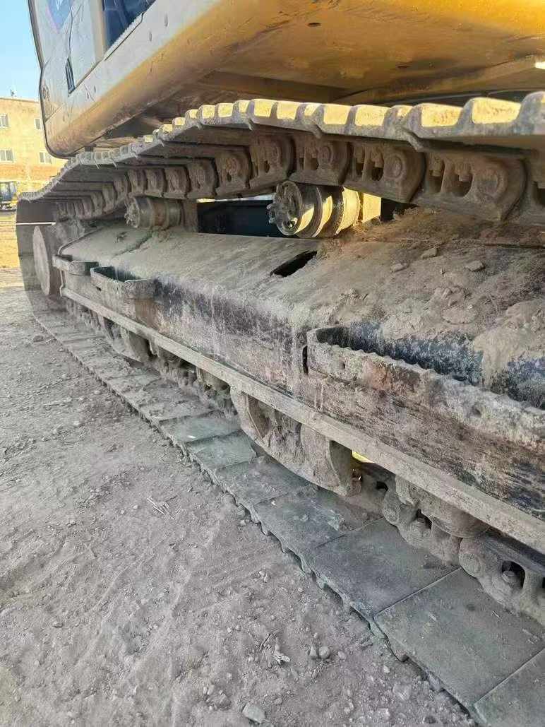 Used Caterpillar 323 Excavator 2019 Model / 8