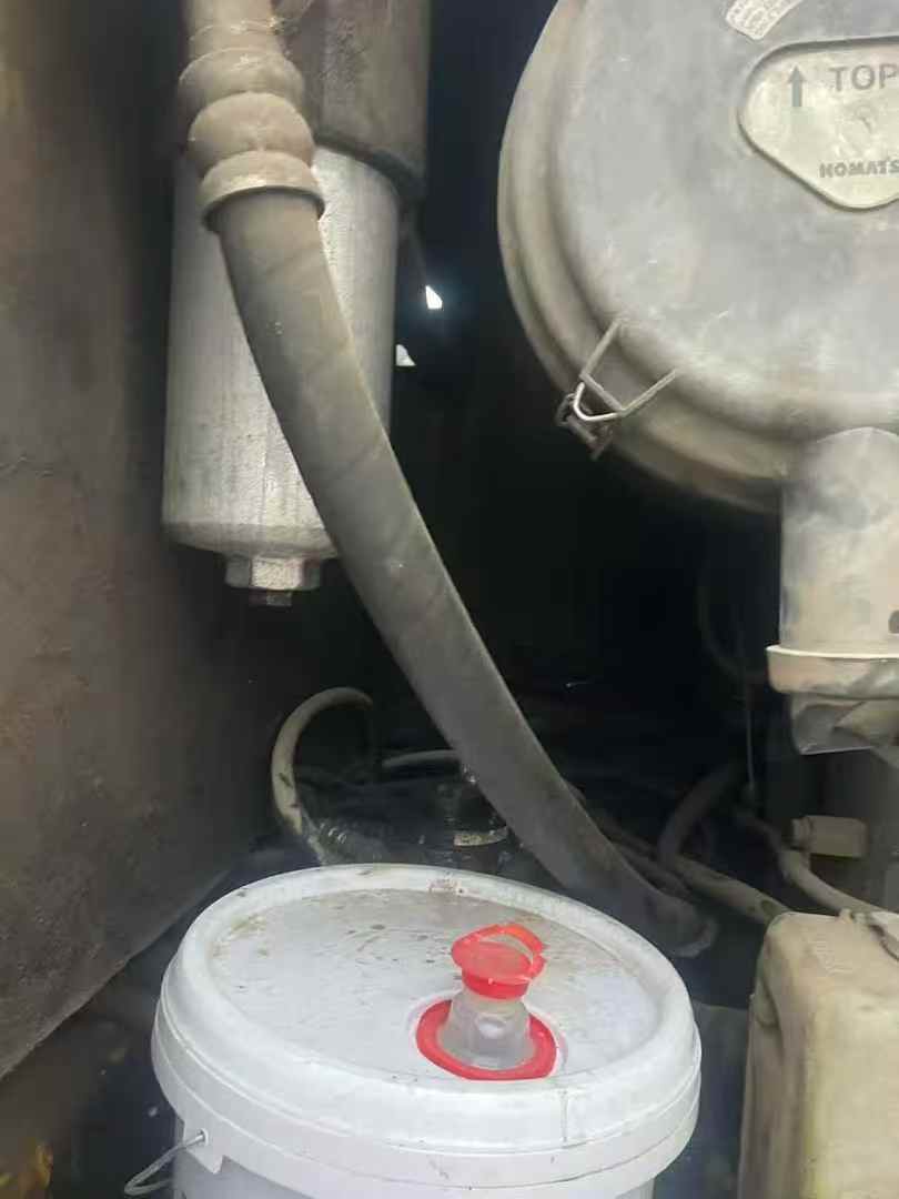 Used Komatsu PC200-8N1 Excavator 2016 Model / 8