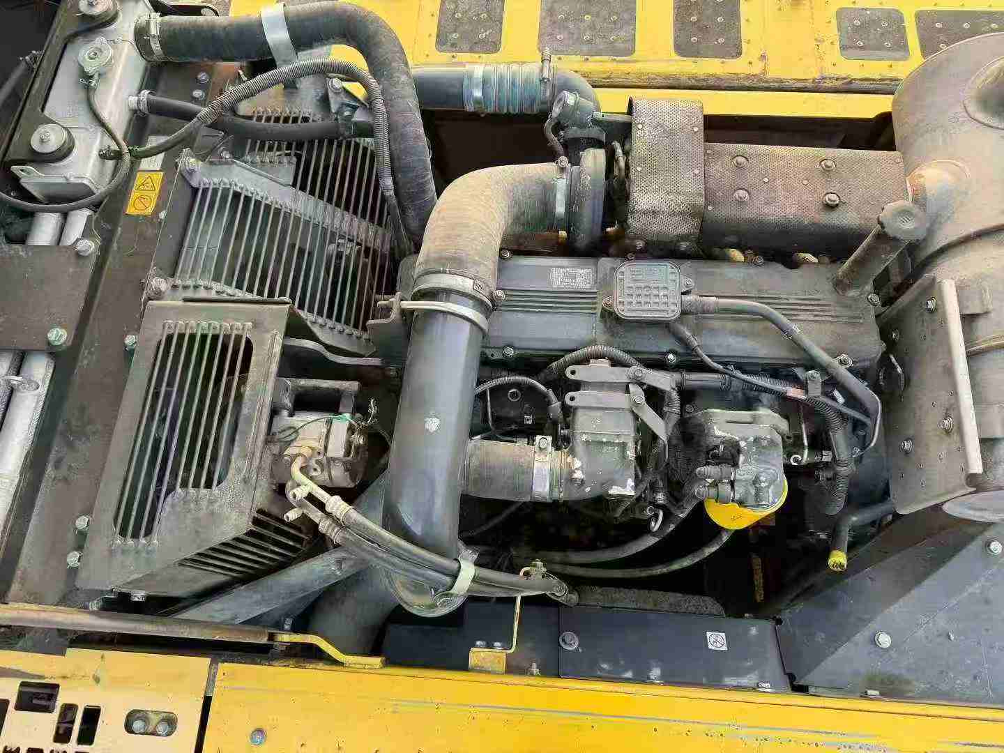 Used Komatsu PC60-8 Excavator 2018 Model / 8