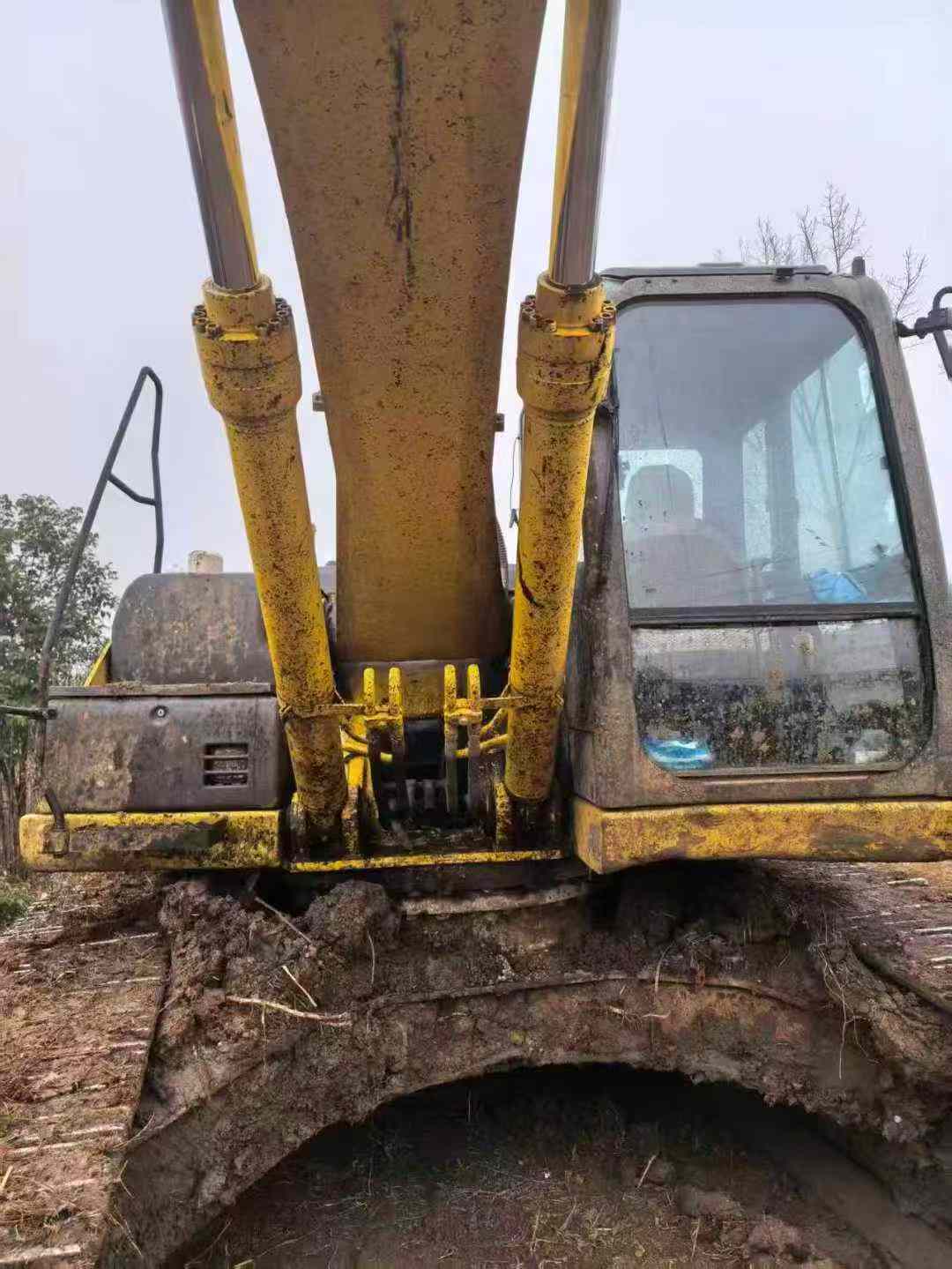 Used Sumitomo SH240-5 Excavator 2014 Model / 2