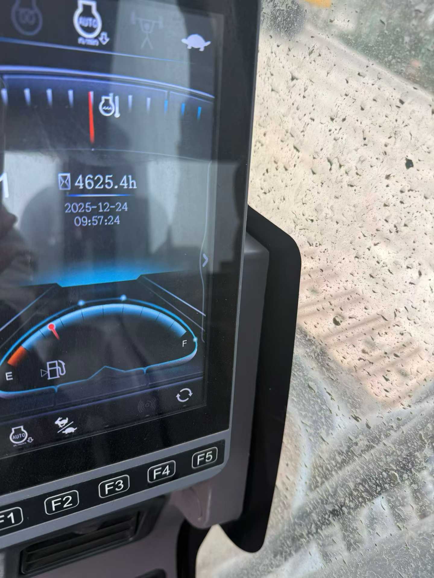 Used XCMG LW200 Excavator 2022 Model / 9