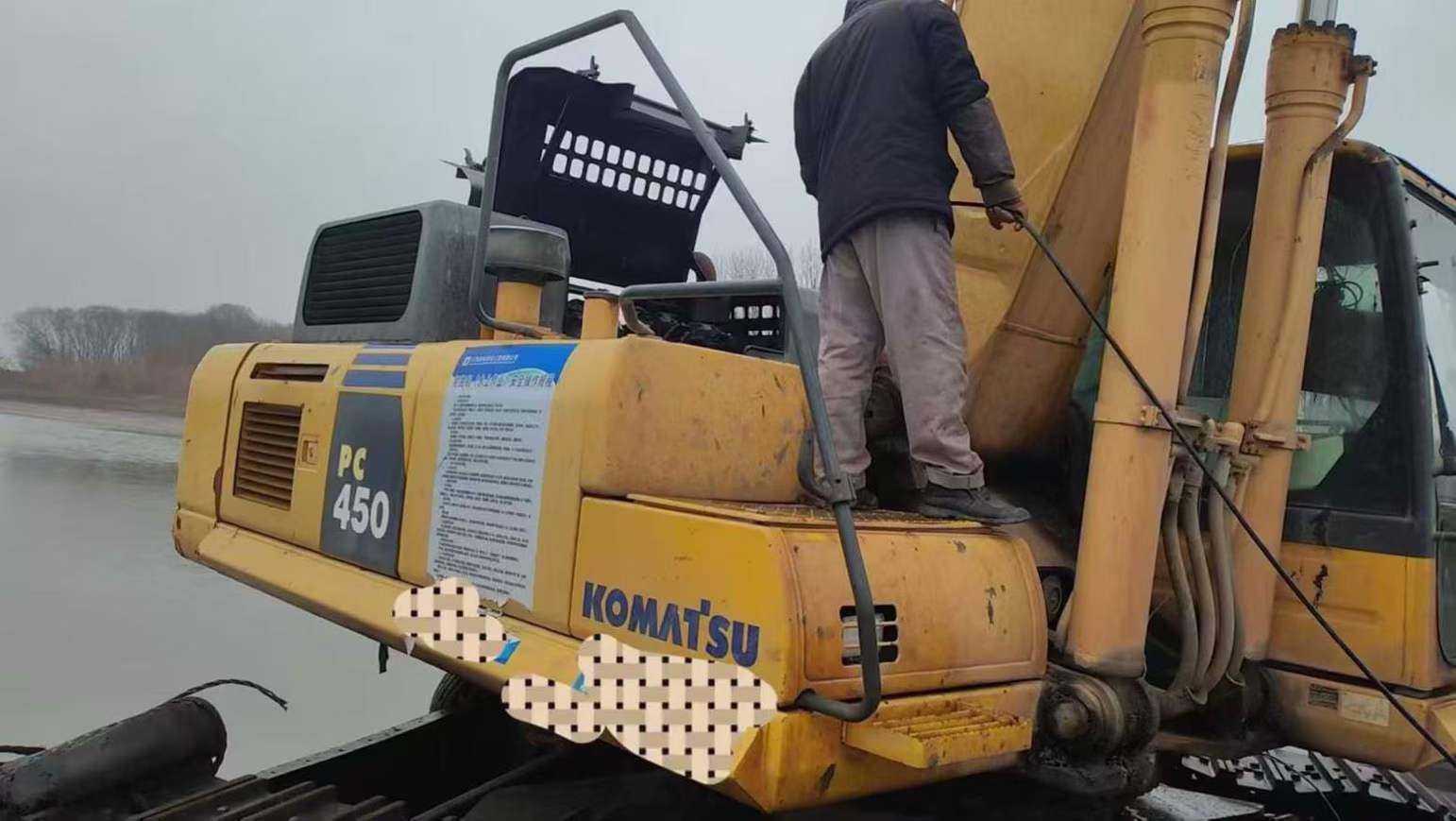 Used Komatsu PC450-8 Excavator 2015 Model / 4