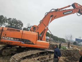 Buy Doosan S225 Used Excavator / 5 Used Doosan S225 Excavator 2011 Model / 5